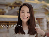 新型 カムリ で行く夫婦旅…CMで可愛い良妻を演じる松田聖子 画像