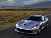 ダッジ バイパー に2015年型…8.4リットルV10は645psにパワーアップ 画像