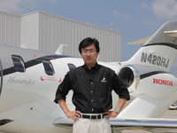 ホンダエアの藤野社長、航空工学革新賞受賞…エンジン配置形態などの技術が評価 画像