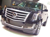 【キャデラック エスカレード 新型発表】GMジャパン石井社長「日本車、欧州車にない魅力を届ける」 画像
