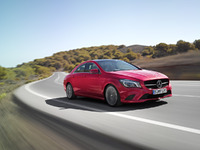 メルセデス CLA、欧州で2015年型…安全装備などが充実 画像
