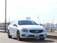 ボルボ S60/V60 にラグジュアリー&スポーティな特別仕様…ユーザーに刺さる装備群 画像