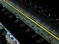 【F1 シンガポールGP】ハミルトンが今季7勝目でついにランキング首位…可夢偉はトラブルで０周リタイア 画像