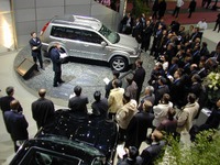 【ジュネーブ・ショー2001続報】なぜ来ない!? 新型『プリメーラ』、その真相は… 画像