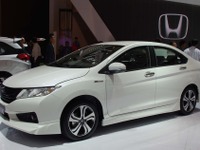 【ジャカルタモーターショー14】ホンダの小型セダン、シティ にも「無限」仕様 画像