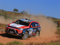 【オーストラレーシアン・サファリ14】アウトランダー PHEV、レグ6でまさかのクラッシュ！　20位に後退 画像