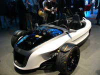 【ロサンゼルスモーターショー06】VWの3ホイーラー『GX3』、07年市販? 画像