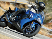【インターモト14】スズキ、海外向け新スポーツ GSX-S1000 / F をワールドプレミア 画像