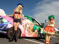 自動車教習所で痛車とコスプレがコラボレーション…かぶ痛Vol.1［写真蔵］ 画像