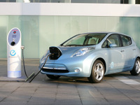 日産、EVサポートプランを拡充…川口専務「津々浦々で急速充電を」 画像