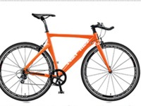 ブリヂストン、ナリフリと共同開発の「ヘルムズ」にカラーオーダーシステム設定 画像