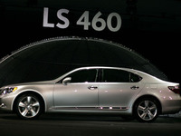 【デトロイトモーターショー06】レクサス LS 登場、日本へは秋に 画像