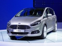 【パリモーターショー14】フォード S-MAX 新型、初公開…小型MPVの新基準 画像