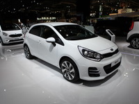 【パリモーターショー14】韓国 キア のベストセラー車、リオ に2015年型…競争力維持 画像