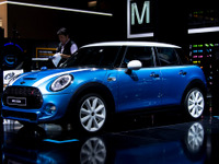 【パリモーターショー14】MINI 5ドア ハッチバック…5人乗りの新たなモデル［詳細画像］ 画像
