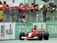 【F1マレーシアGP決勝】シューマッハが前人未到の記録 画像