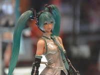 【NYコミコン14】スクエニブースは初音ミクとバットマンが人気を二分 画像