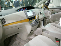 【トヨタ エスティマ 新型発表】よく見て使ってみると…インテリア 画像