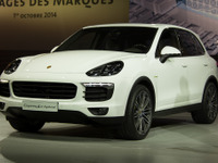 【パリモーターショー14】ポルシェ カイエン 改良新型、PHVモデルも設定［詳細画像］ 画像