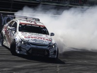 【D1グランプリ】グッドイヤー装着の高橋邦明選手、シリーズチャンピオンを獲得 画像
