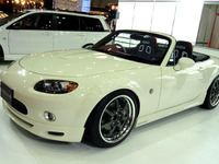 【東京オートサロン06】ジアラが ロードスター の魅力をスープアップ 画像