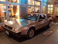 MEGA WEB、ヒストリックカー同乗試乗会を開催…デロリアンDMC-12 などアメ車5台 画像