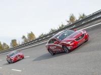 マツダ アテンザ のディーゼル、24時間連続で高速走行…平均車速221km/hの新記録を申請中 画像