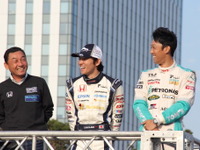 【モータースポーツジャパン 14】中嶋親子がお台場で共演！　一貴・大祐兄弟はフォーミュラカーの走りを披露 画像