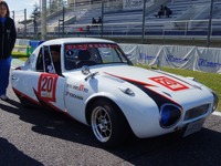 【EVフェスティバル14】往年の名車がEVで復活、静かなるレースを開催 画像