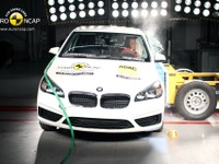 【ユーロNCAP】BMW 2シリーズ アクティブツアラー、ブランド初のMPVでも最高の安全性 画像