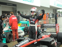 【スーパーフォーミュラ 最終戦】第1レースはオリベイラ優勝…王者候補は3人に絞られる 画像