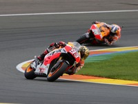 【MotoGP 最終戦】ホンダ マルケス、今季13勝目…年間最多勝利記録を樹立 画像