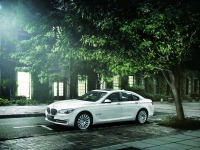 BMWジャパン、特別限定車 740i エグゼクティブ・エディション 発売…安全装備充実 画像
