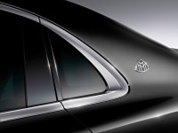 【ロサンゼルスモーターショー14】復活の超高級車 マイバッハ、最新予告…燦然と輝くエンブレム 画像