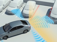 トヨタ、駐車場での安全支援技術を新開発…低速移動時の衝突回避にも対応 画像