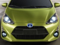 【ロサンゼルスモーターショー14】トヨタ アクア、日本とは違う顔に…2015年モデル 画像