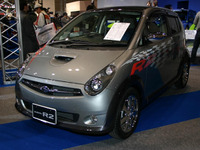 【東京オートサロン06】スバル R2…ホットなモータースポーツ 画像