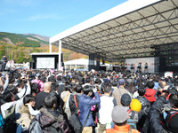 【トヨタ GAZOOレーシング フェス14】 AKB、キャンギャル、ドライバーズトークショー…盛りだくさんのステージ 画像
