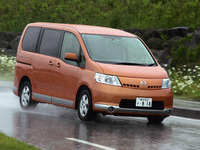 【インプレ'05】小沢コージ 日産『セレナ』 ファミリーユースに直球のコンセプト 画像