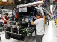 セアトのスペイン工場、150名を新規雇用…新型 レオン の販売好調に対応 画像