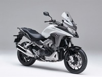 ホンダ、アドベンチャーツアラー VFR800X を発売…冒険心をくすぐるスタイリング 画像