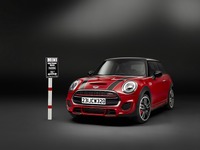 【デトロイトモーターショー15】MINI ハッチバック 新型に最強の「JCW」…2.0ターボは231hp 画像