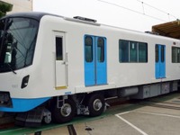 札幌市東豊線の新型車が完成…側面にも行先表示器設置 画像