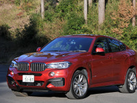 【BMW X6 試乗】高速道で気持ちいいハイト4ドアクーペ…諸星陽一 画像