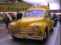 【レトロモビル06】年グルマはルノー 4CV 画像