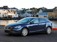 ボルボ、V40/V70 など、インテリセーフ10を全車標準装備 画像