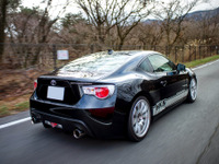 排気チューンで 86 / BRZ の馬力アップは体感できるか… HKS 車検対応マフラー 画像