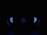 【CES15】メルセデスの斬新コンセプトカー、最新予告…表情見えた 画像