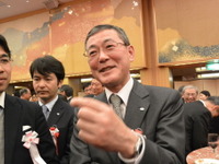富士重吉永社長、アイサイト「ステレオカメラの優位性は守る」 画像