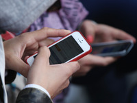 法人ユーザーのスマホ導入が鈍化…「3年後もフィーチャーフォンが主流」の予測 画像